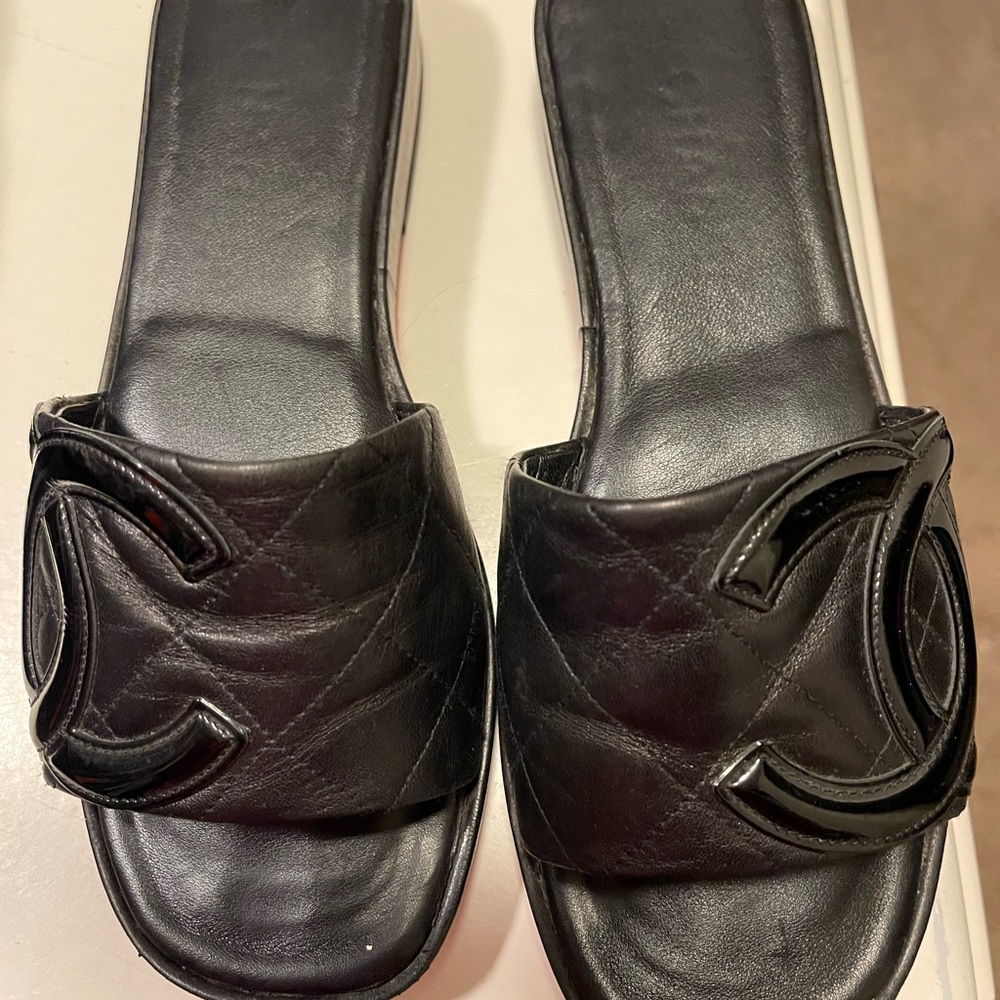 Chanel slippers Size 9 - Picture 9 of 10